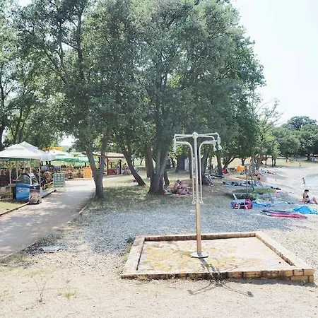 アパート Duplex-apartment Cervar-porat ポレッチ